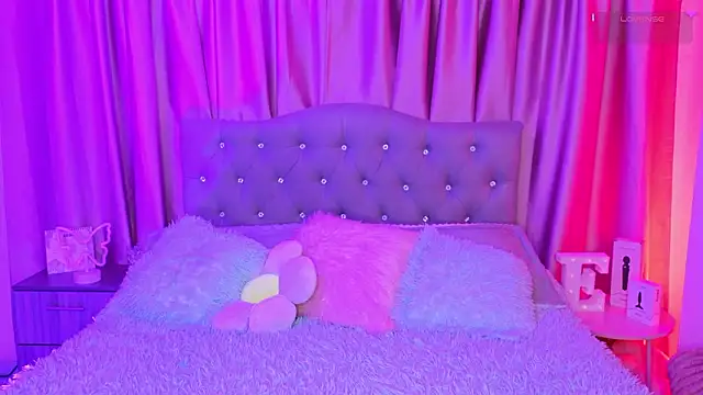 Emiily Scott1 online show from February 2026 12:10:02 AM