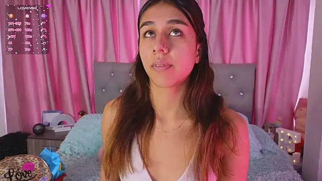 Emiily Scott1 online show from March 2025 02:51:02 PM