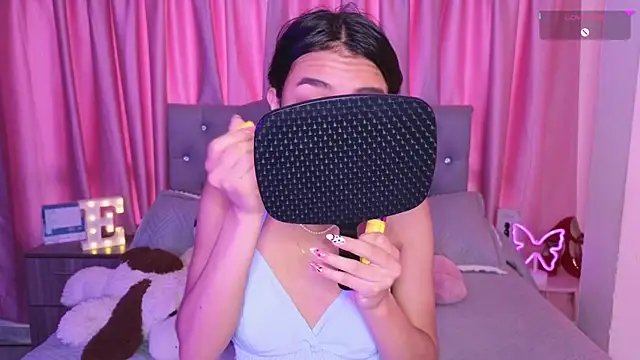 Snapshot of Emiily_Scott1 chatting on November 2025 02:31:02 PM Emiily Scott1 online show from November 2025 02:31:02 PM