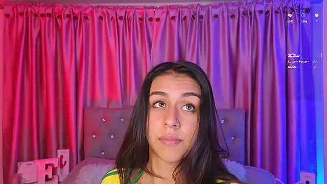 Emiily Scott1 online show from May 2026 01:33:02 AM