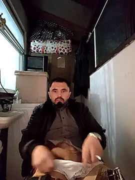 Snapshot of erbod_Johnny chatting on September 2025 11:01:02 PM erbod Johnny online show from September 2025 11:01:02 PM