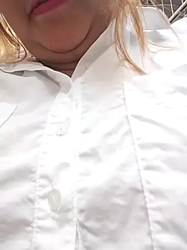 HORNY MATURE25 online show from April 2026 08:27:01 PM