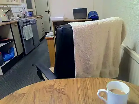 daddyflash online show from April 2026 08:26:02 PM