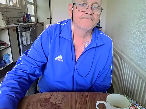 daddyflash online show from October 2025 10:50:01 AM