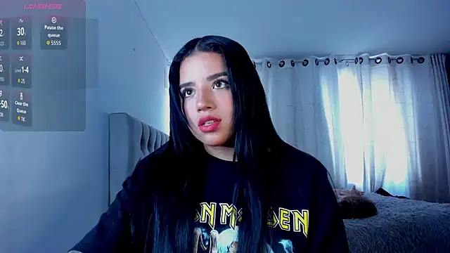 aliice walker  online show from March 2026 07:27:01 PM