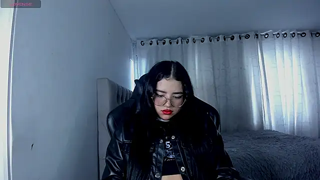 aliice walker  online show from June 2026 09:42:02 PM