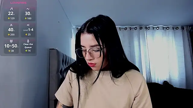 aliice walker  online show from December 2025 06:12:01 PM