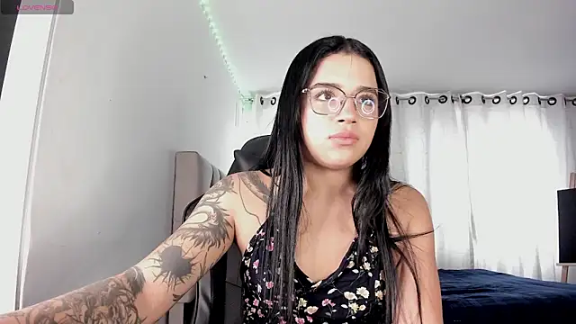 aliice walker  online show from November 2025 05:05:02 PM