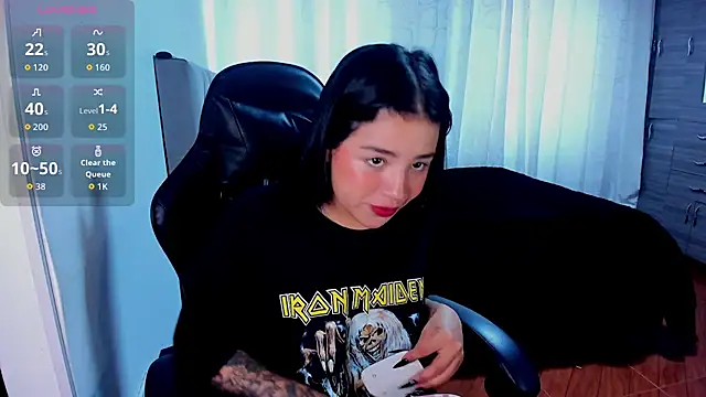 aliice walker  online show from December 2025 03:12:01 PM