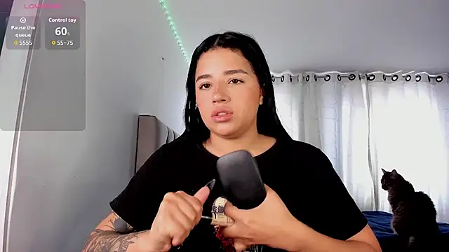 aliice walker  online show from November 2025 04:22:01 PM