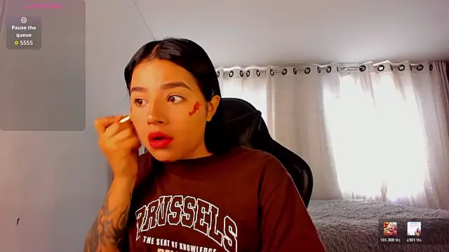 aliice walker  online show from March 2026 02:28:01 PM