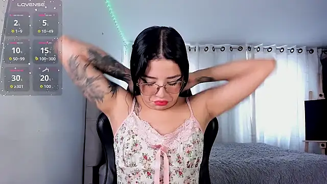 aliice walker  online show from November 2025 05:24:02 PM