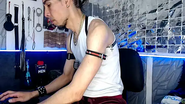 Mensecret69 online show from March 2025 05:39:02 PM