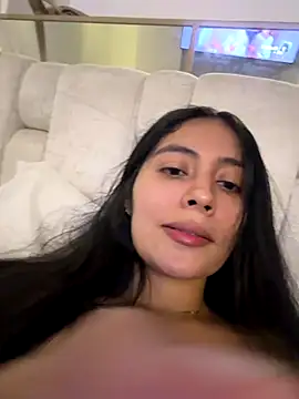 Snapshot of Sophie__Foxxx chatting on October 2025 12:31:01 AM Sophie Foxxx online show from October 2025 12:31:01 AM