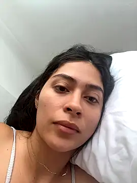 Snapshot of Sophie__Foxxx chatting on September 2025 04:43:02 PM Sophie Foxxx online show from September 2025 04:43:02 PM