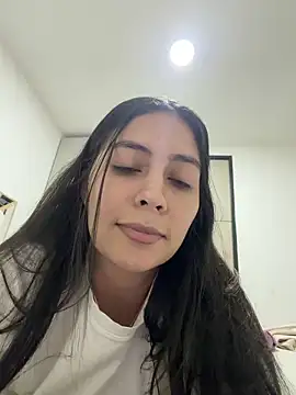 Sophie  Foxxx online show from April 2026 02:17:01 AM