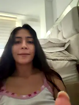 Sophie  Foxxx online show from December 2025 04:11:02 PM