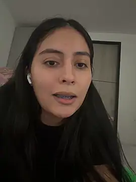 Sophie  Foxxx online show from April 2026 09:48:01 PM