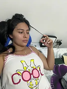 Sophie  Foxxx online show from March 2025 10:19:01 PM