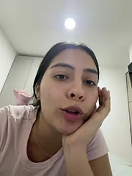 Sophie  Foxxx online show from March 2026 01:00:02 AM