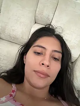 Snapshot of Sophie__Foxxx chatting on October 2025 03:45:01 PM Sophie Foxxx online show from October 2025 03:45:01 PM