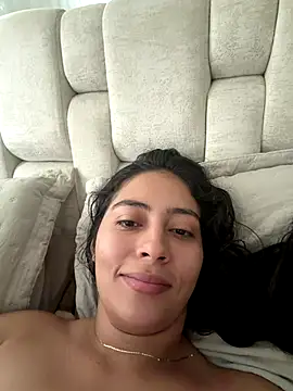 Snapshot of Sophie__Foxxx chatting on December 2025 03:11:01 PM Sophie Foxxx online show from December 2025 03:11:01 PM