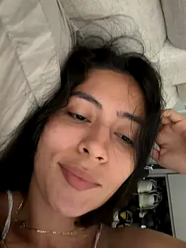 Snapshot of Sophie__Foxxx chatting on November 2025 01:10:01 PM Sophie Foxxx online show from November 2025 01:10:01 PM