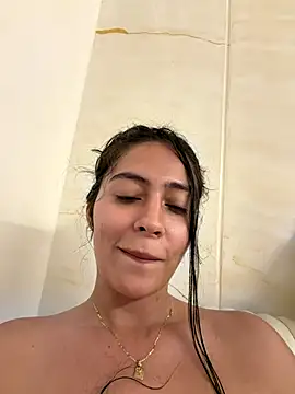 Snapshot of Sophie__Foxxx chatting on November 2025 03:18:02 AM Sophie Foxxx online show from November 2025 03:18:02 AM