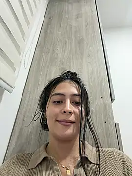 Sophie  Foxxx online show from July 2026 11:44:01 PM