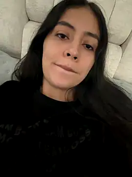 Snapshot of Sophie__Foxxx chatting on November 2025 04:54:01 PM Sophie Foxxx online show from November 2025 04:54:01 PM