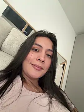 Sophie  Foxxx online show from April 2026 08:02:01 PM