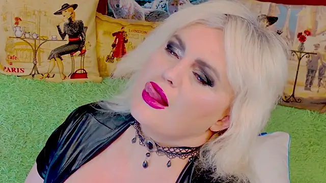 stiphlermom online show from December 2025 03:46:02 PM