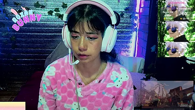 Roxanbunny1 online show from March 2026 01:53:02 AM