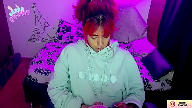 Roxanbunny1 online show from October 2025 11:47:01 PM