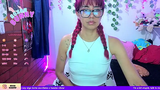Roxanbunny1 online show from May 2026 01:00:01 AM