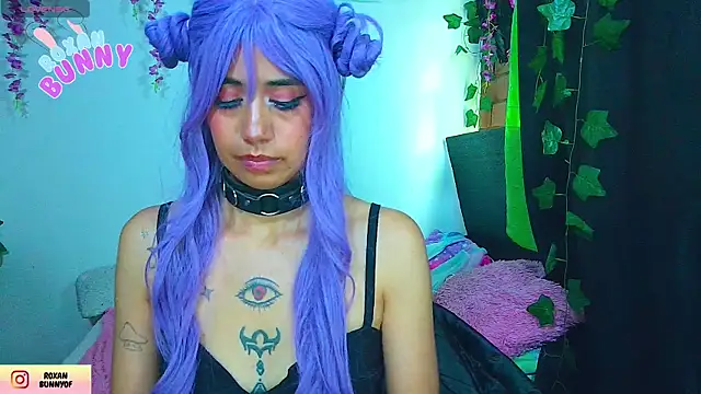 Roxanbunny1 online show from January 2026 08:04:02 PM