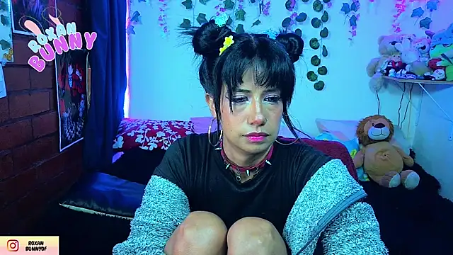 Roxanbunny1 online show from July 2026 07:08:02 AM