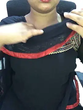 Rose Olivia online show from February 2026 03:45:01 PM