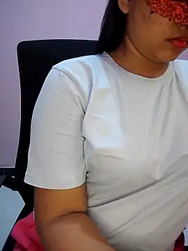 Snapshot of Rose_Olivia chatting on September 2025 03:56:01 PM Rose Olivia online show from September 2025 03:56:01 PM