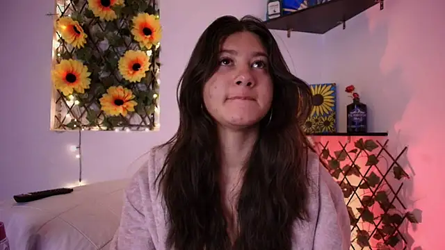 kisstarxxx online show from April 2026 09:03:02 AM