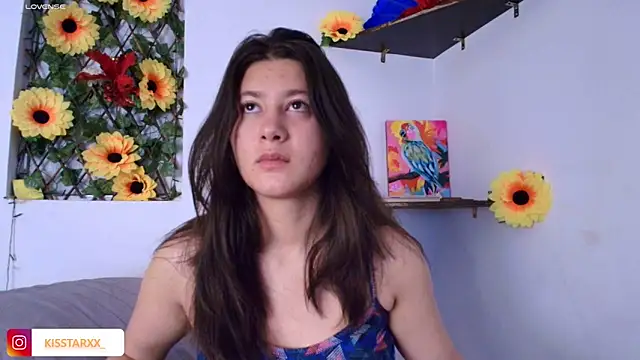 Snapshot of kisstarxxx chatting on February 2026 03:08:01 AM kisstarxxx online show from February 2026 03:08:01 AM