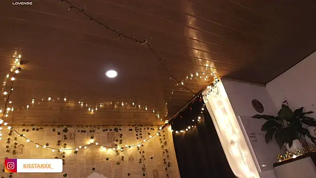 kisstarxxx online show from November 2025 04:17:02 AM