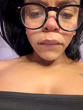 Snapshot of Charly_ chatting on June 2026 03:39:02 AM Charly online show from June 2026 03:39:02 AM