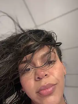 Snapshot of Charly_ chatting on October 2025 05:28:01 AM Charly online show from October 2025 05:28:01 AM