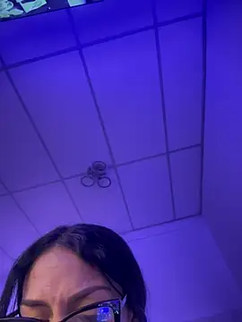 Snapshot of Charly_ chatting on February 2026 04:42:02 AM Charly online show from February 2026 04:42:02 AM