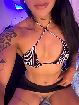 Charly  online show from April 2026 03:19:01 PM