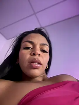 Snapshot of Charly_ chatting on December 2025 02:03:02 AM Charly online show from December 2025 02:03:02 AM