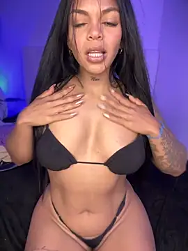 Snapshot of Charly_ chatting on November 2025 06:23:02 AM Charly online show from November 2025 06:23:02 AM