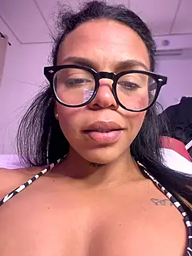 Snapshot of Charly_ chatting on June 2026 02:51:02 AM Charly online show from June 2026 02:51:02 AM