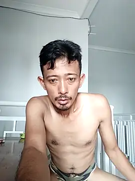 Dwirosebig online show from December 2025 03:00:02 AM